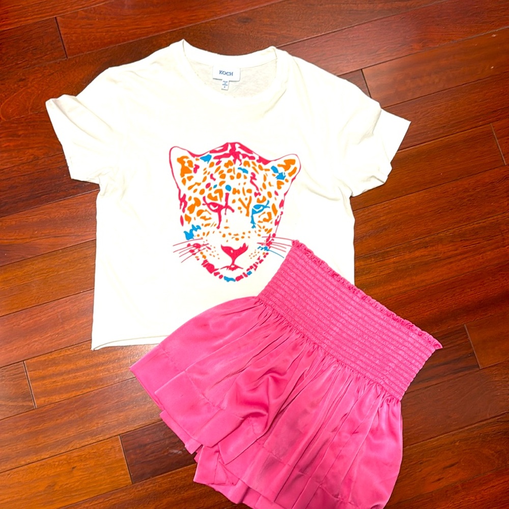 Koch Tiger TShirt and Pink Skirt Skort Set Bundle Worn Once! Size Small